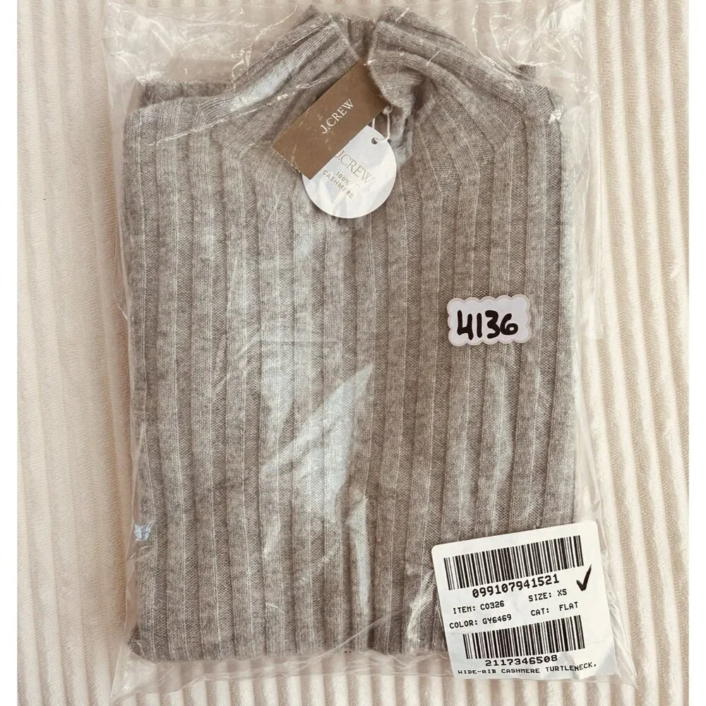 NWT J.Crew Womens 100% Cashmere Turtleneck XS Wide Rib Gray Sweater Luxury Chic